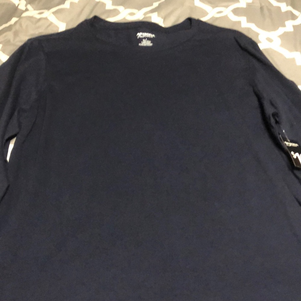 NWT Arizona jeans long sleeve tee size lg